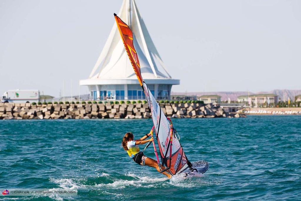 Lena heads in - 2014 PWA Awaza World Cup, Day 5 ©  Carter/pwaworldtour.com http://www.pwaworldtour.com/